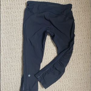 Lululemon crops with mesh sides